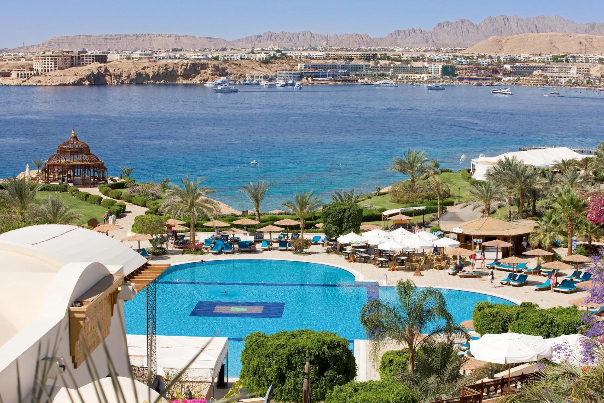 Mövenpick Resort 5*