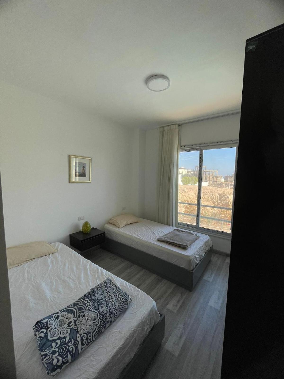 Luxury 1 Bedroom Sea Front