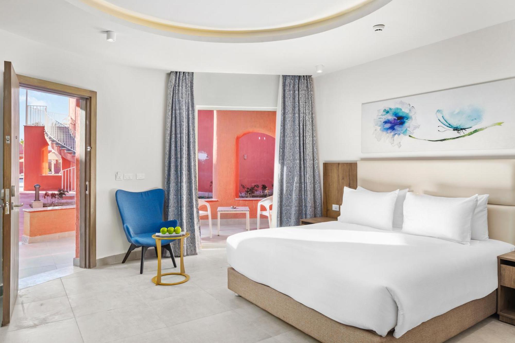 Pickalbatros Laguna Club Sheikh Resort 5*