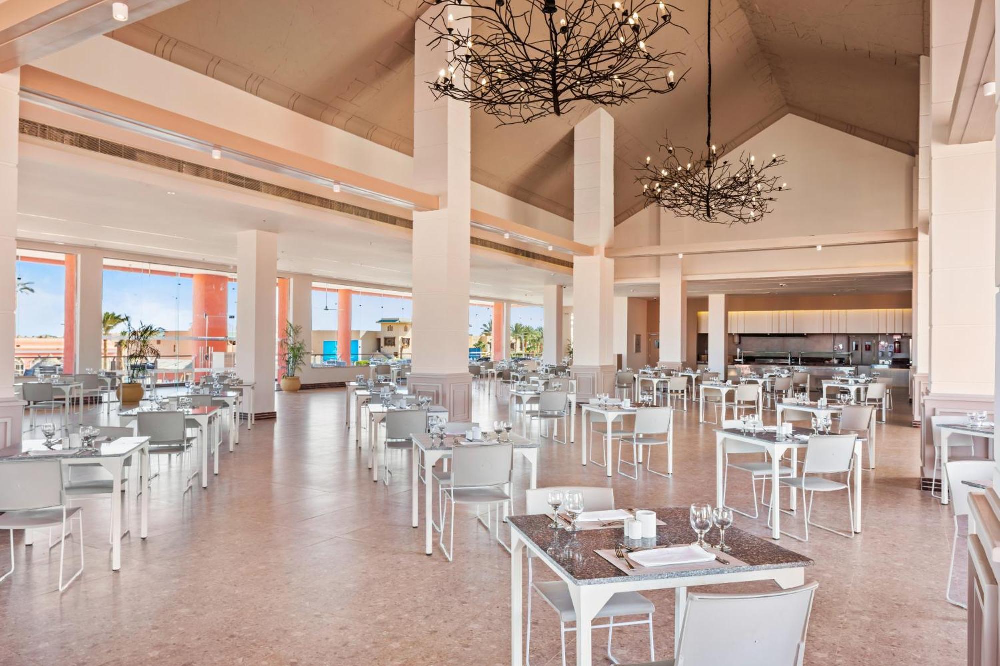 Pickalbatros Laguna Club Sheikh 5*
