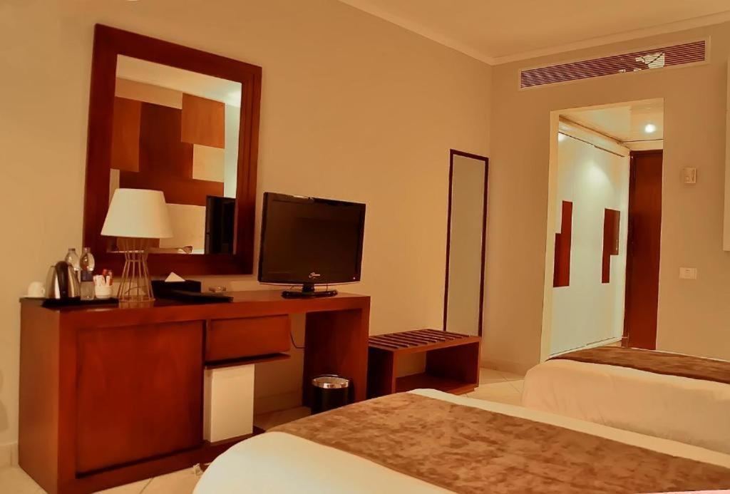 Swiss Heaven Sharming - Couples & Families Only Hotel
