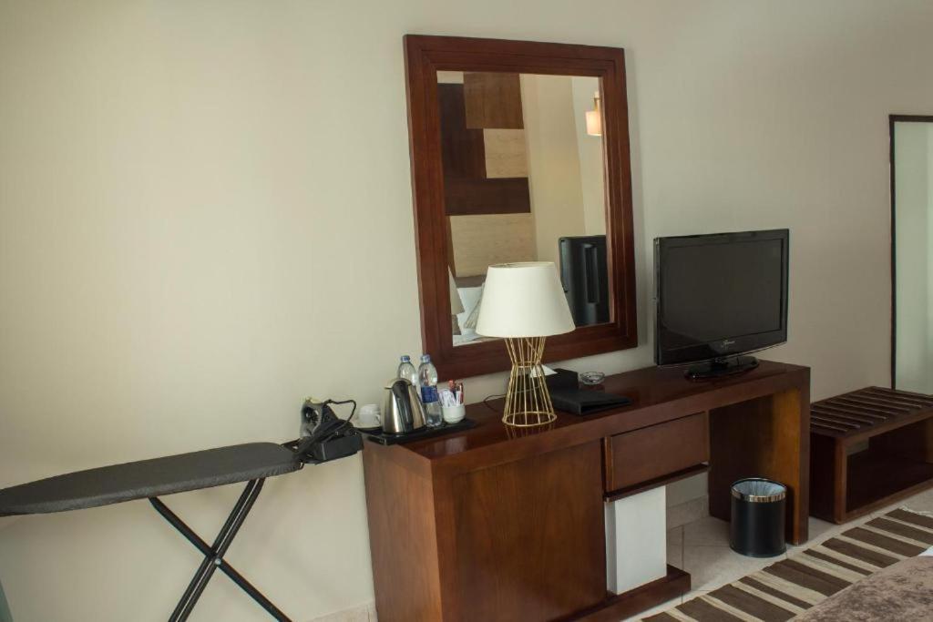 Swiss Heaven Sharming - Couples & Families Only Hotel