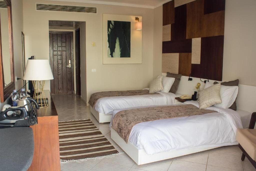 Swiss Heaven Sharming - Couples & Families Only 4*
