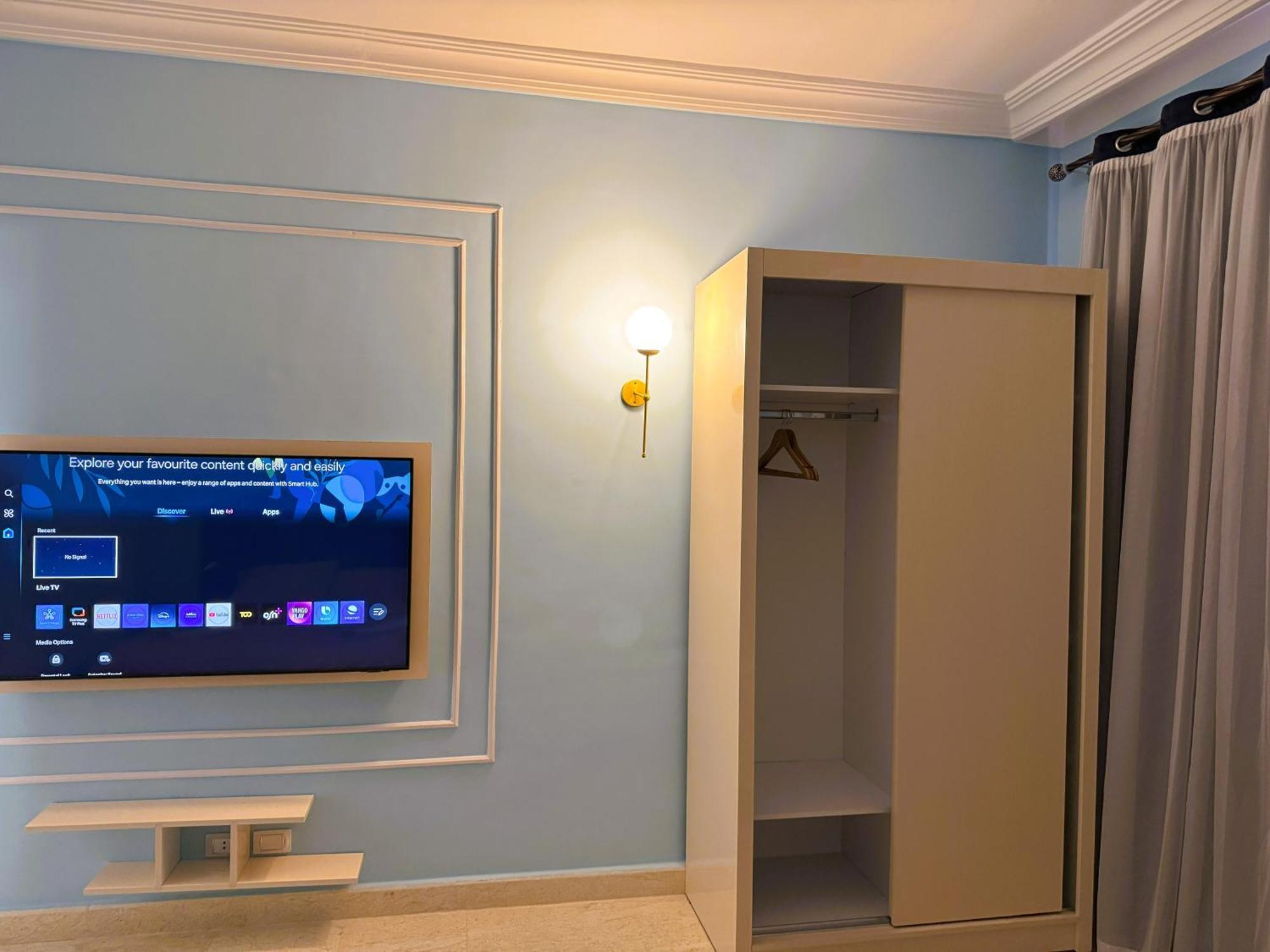 Apartment At Amwaj C202
