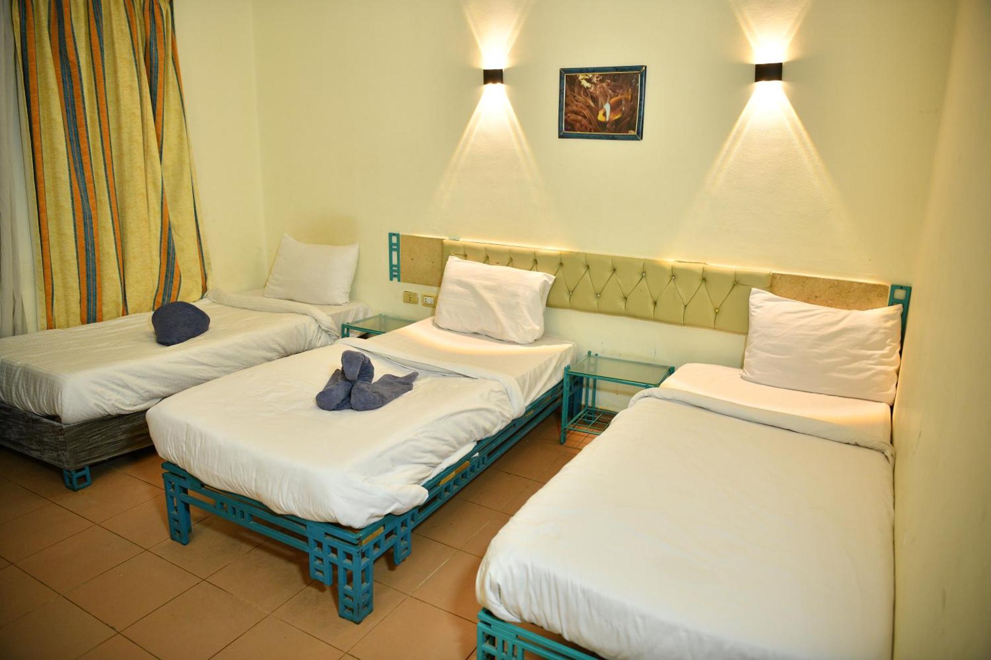 Sunset Hotel 3*