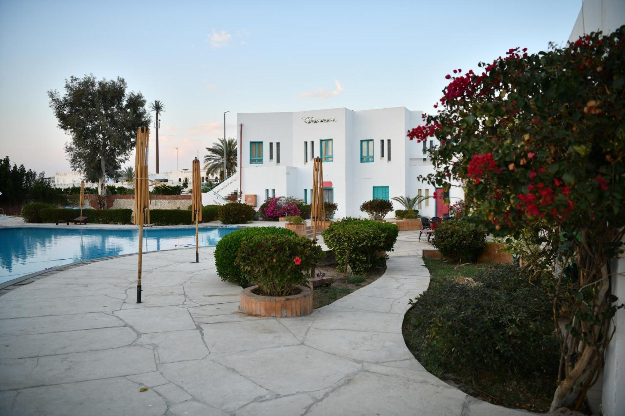 Hotel Sunset 3*