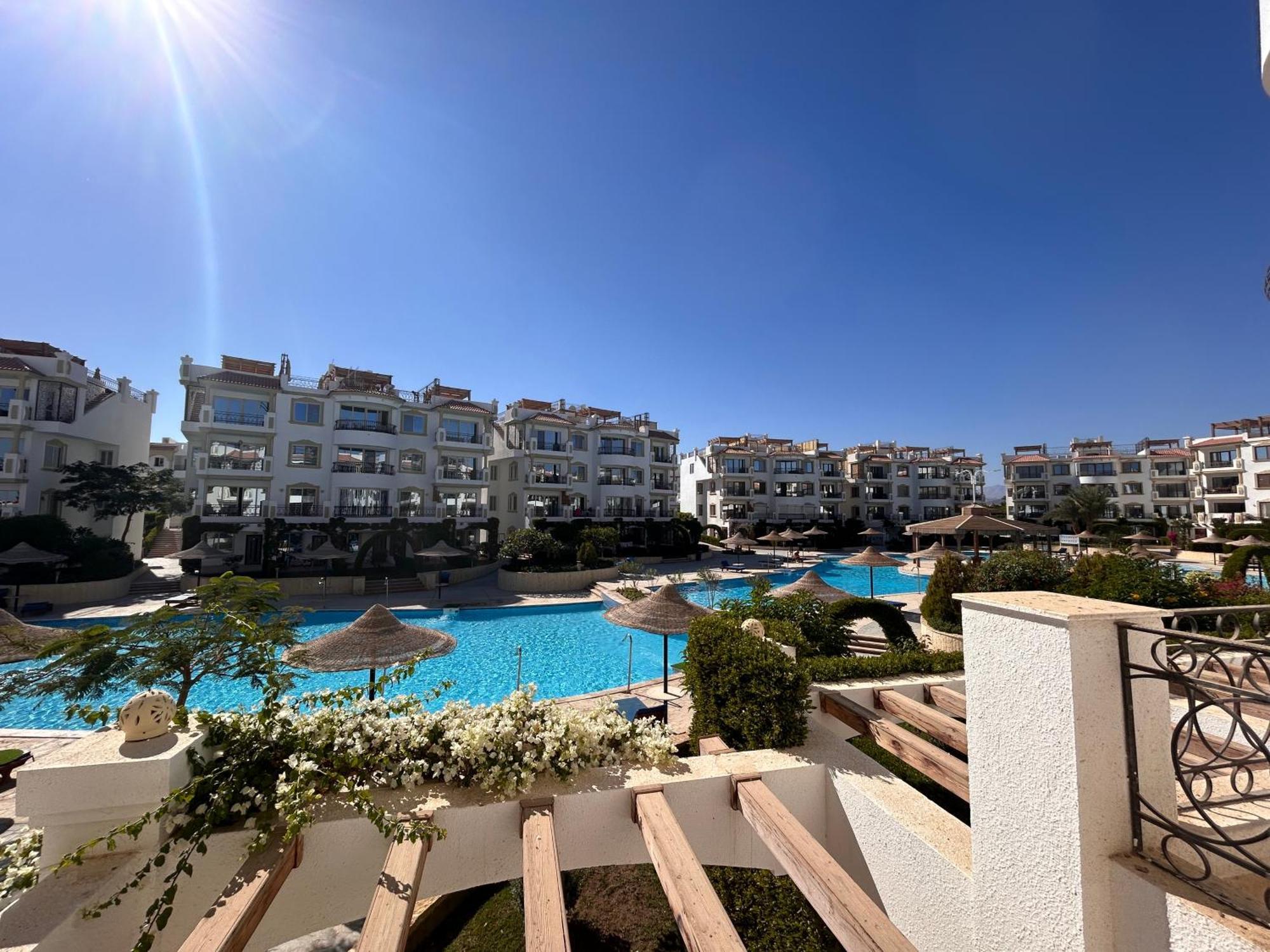 2-bedroom On The Second Floor With A Balcony And Amazing Pool View & Free Access In Hills Sharm el-Sheikh