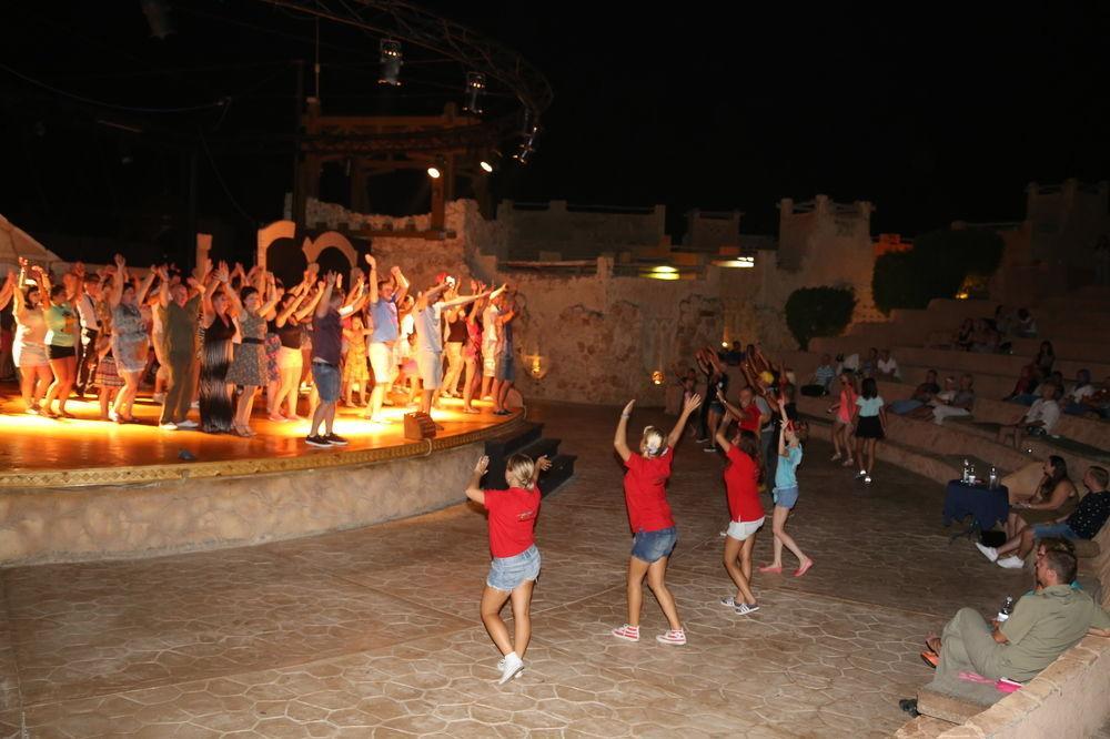 Charmillion Gardens Aquapark Resort 5*