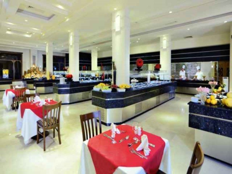 Resort Charmillion Club Aquapark 5*