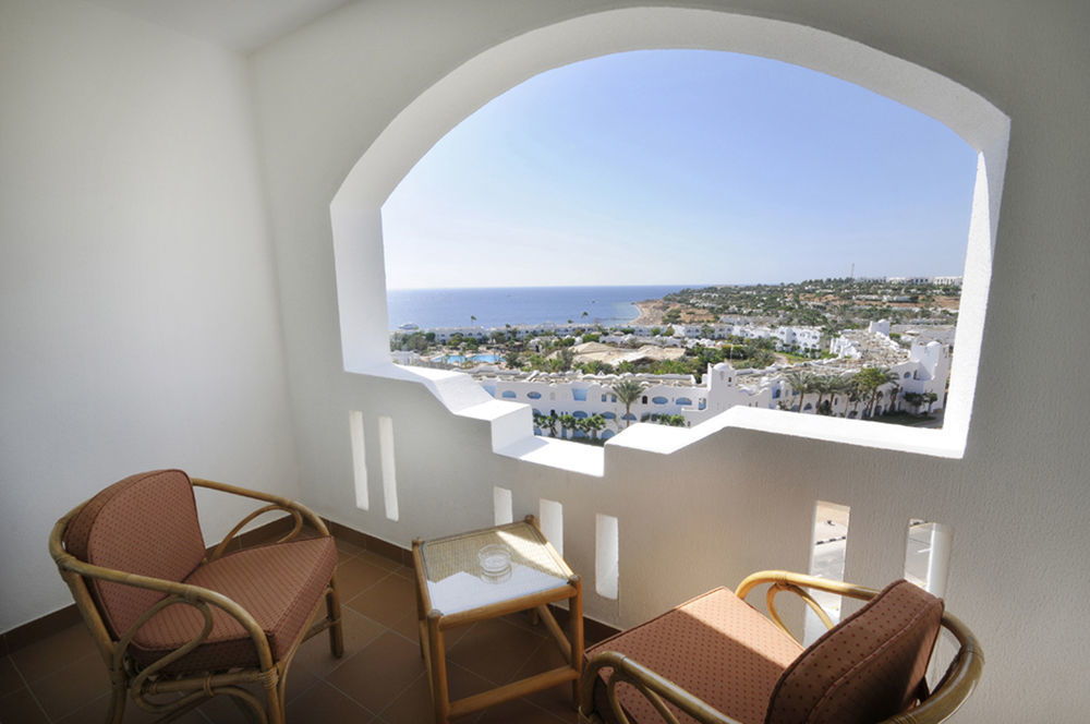 Resort Domina Oasis &