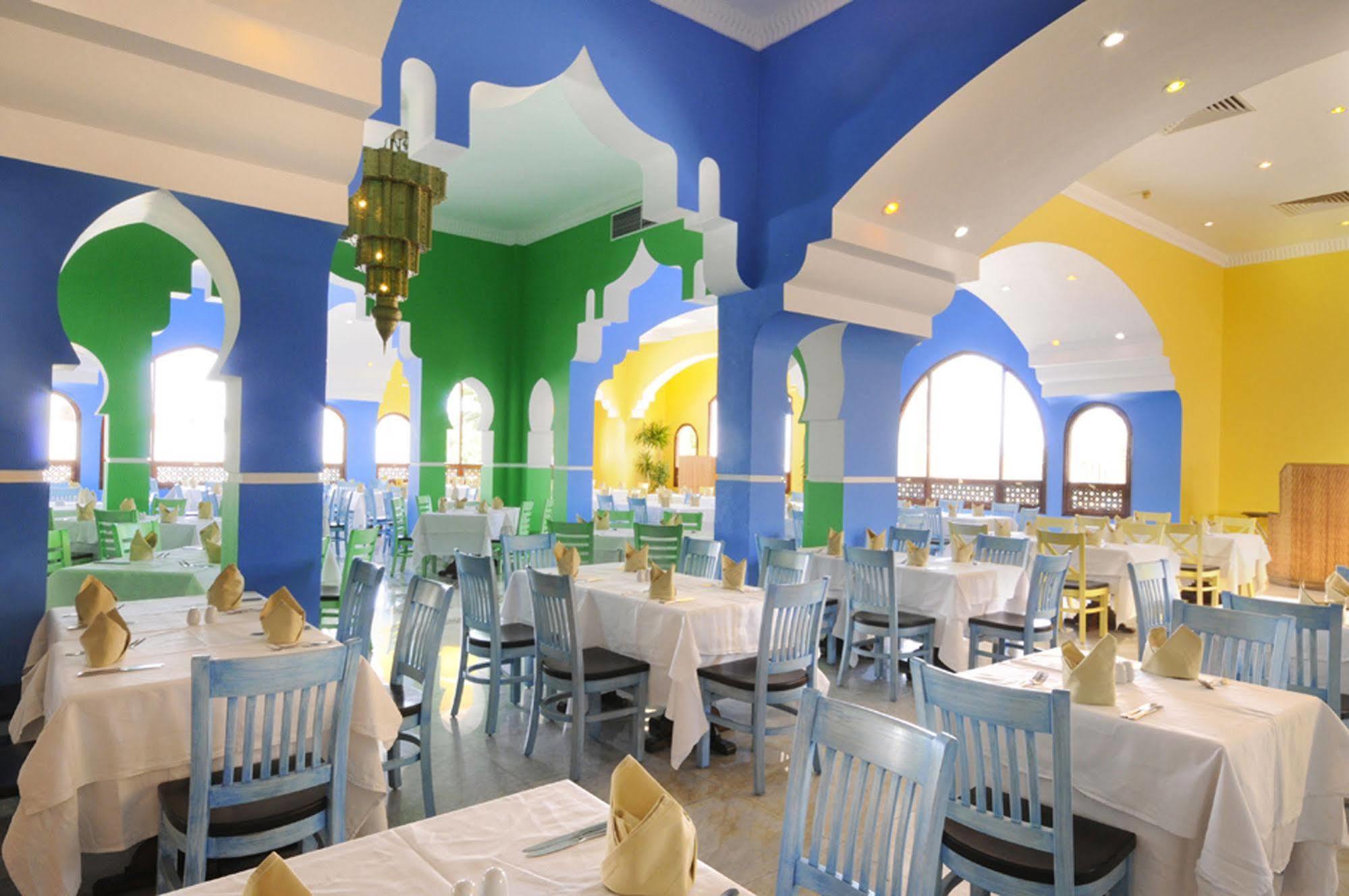 Resort Domina Oasis & 5*